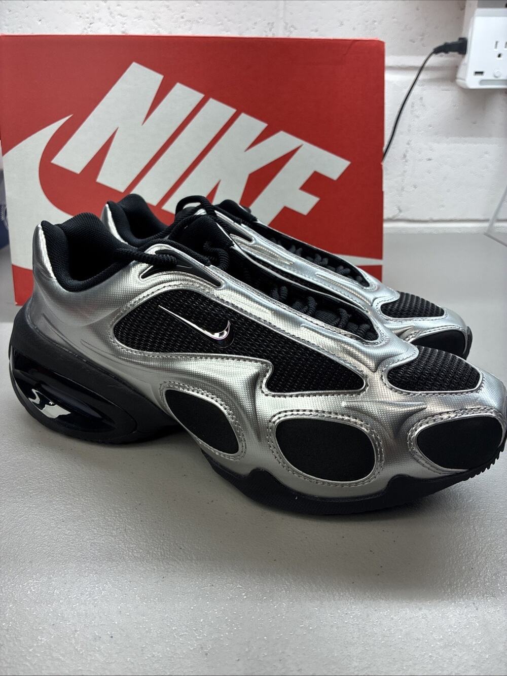 Women's Nike Air Max Muse Shoes - Black Metallic Silver FV1920 001 Size 9 New